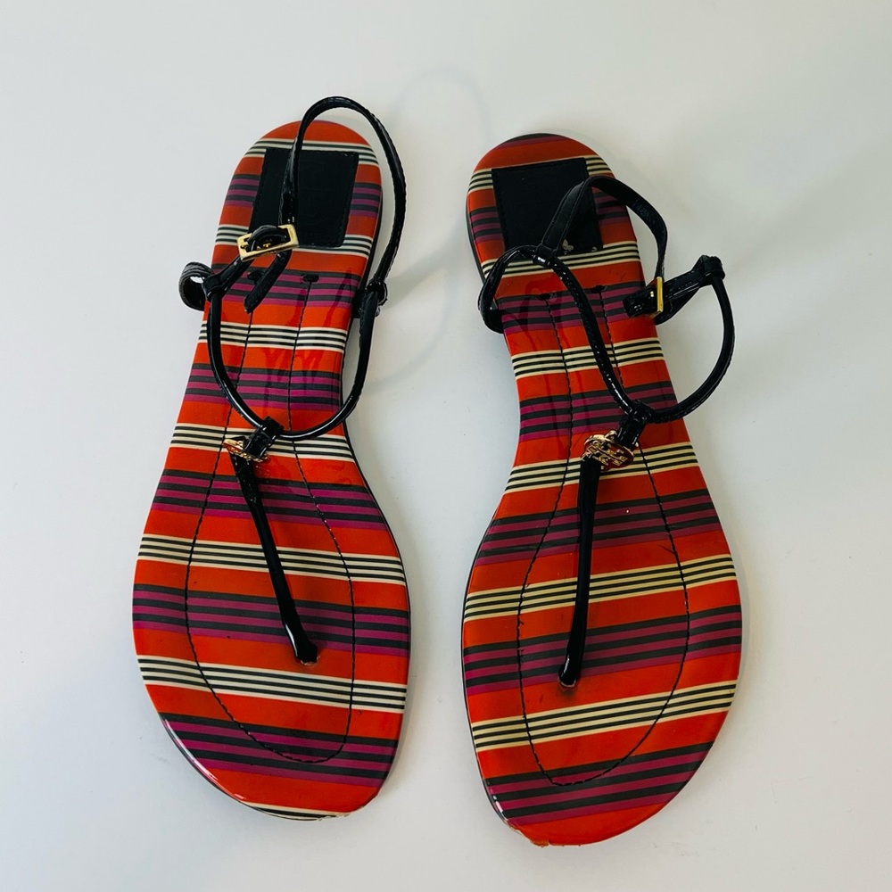 TORY BURCH BLUE PATENTED LEATHER THONG SANDALS